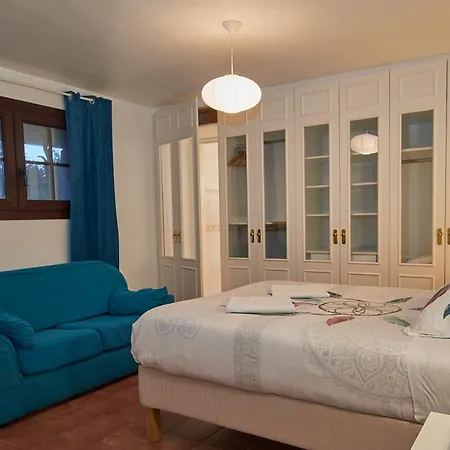 Arts House - Cabrils, Maresme, Barcelona Cabrils